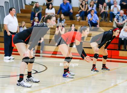Thumbnail 3 in Corona del Mar vs. Harvard-Westlake photogallery.