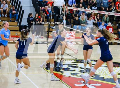 Thumbnail 2 in Corona del Mar vs. Harvard-Westlake photogallery.