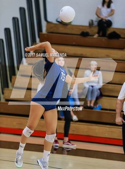 Thumbnail 3 in Corona del Mar vs. Harvard-Westlake photogallery.