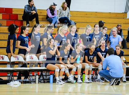 Thumbnail 2 in Corona del Mar vs. Harvard-Westlake photogallery.