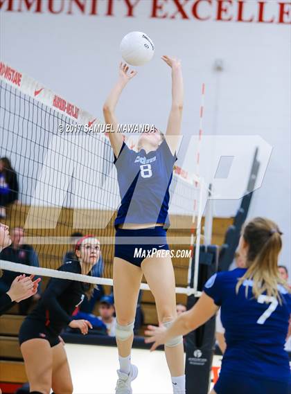 Thumbnail 3 in Corona del Mar vs. Harvard-Westlake photogallery.