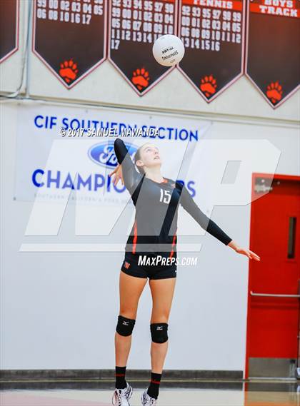 Thumbnail 3 in Corona del Mar vs. Harvard-Westlake photogallery.