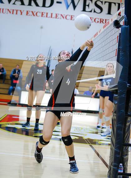 Thumbnail 1 in Corona del Mar vs. Harvard-Westlake photogallery.