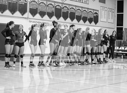 Thumbnail 2 in Corona del Mar vs. Harvard-Westlake photogallery.