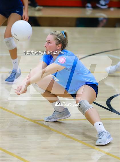 Thumbnail 1 in Corona del Mar vs. Harvard-Westlake photogallery.