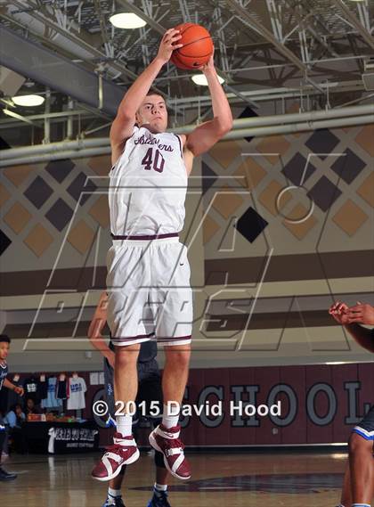 Thumbnail 1 in Desert Pines vs. Mercer Island (MaxPreps Holiday Classic) photogallery.