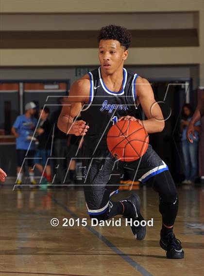 Thumbnail 1 in Desert Pines vs. Mercer Island (MaxPreps Holiday Classic) photogallery.