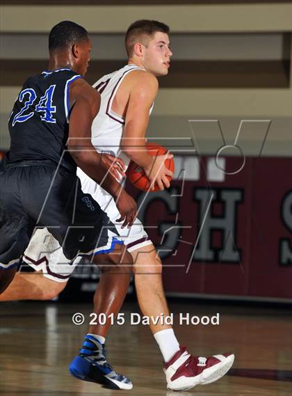 Thumbnail 2 in Desert Pines vs. Mercer Island (MaxPreps Holiday Classic) photogallery.
