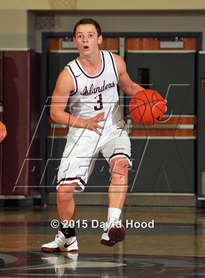 Thumbnail 2 in Desert Pines vs. Mercer Island (MaxPreps Holiday Classic) photogallery.