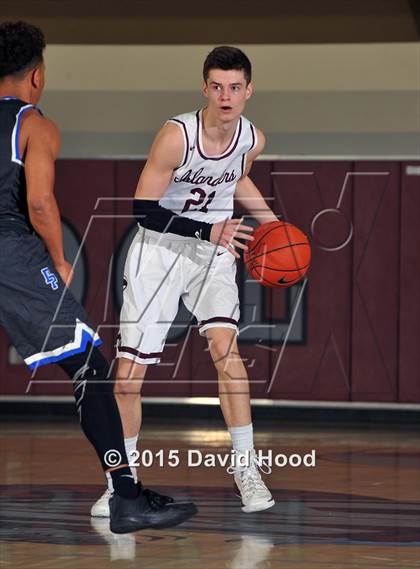 Thumbnail 2 in Desert Pines vs. Mercer Island (MaxPreps Holiday Classic) photogallery.