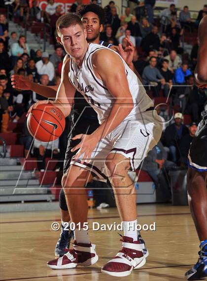 Thumbnail 1 in Desert Pines vs. Mercer Island (MaxPreps Holiday Classic) photogallery.