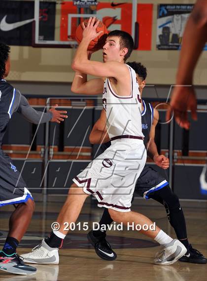 Thumbnail 1 in Desert Pines vs. Mercer Island (MaxPreps Holiday Classic) photogallery.
