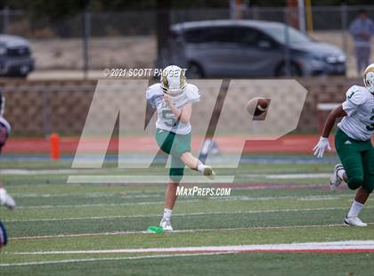 Thumbnail 3 in Great Oak vs Murrieta Mesa photogallery.