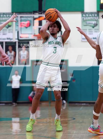 Thumbnail 1 in Ardrey Kell @ Myers Park (NCHSAA 4A Round 2) photogallery.