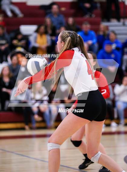 Thumbnail 3 in Ardsley vs. Red Hook (NYSPHSAA Class B Regional Semifinal) photogallery.