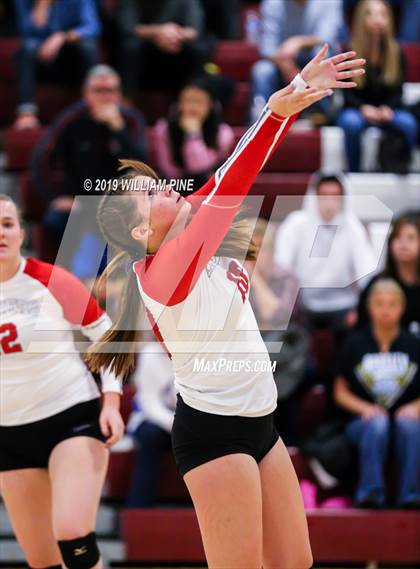 Thumbnail 3 in Ardsley vs. Red Hook (NYSPHSAA Class B Regional Semifinal) photogallery.
