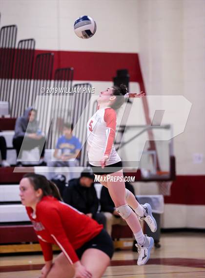 Thumbnail 3 in Ardsley vs. Red Hook (NYSPHSAA Class B Regional Semifinal) photogallery.