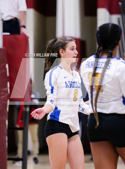 Thumbnail 1 in Ardsley vs. Red Hook (NYSPHSAA Class B Regional Semifinal) photogallery.