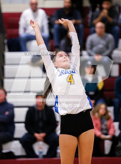 Thumbnail 1 in Ardsley vs. Red Hook (NYSPHSAA Class B Regional Semifinal) photogallery.