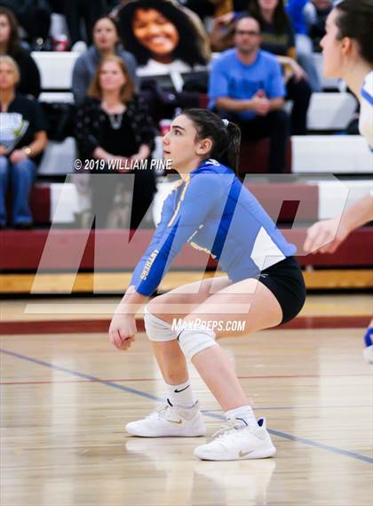 Thumbnail 1 in Ardsley vs. Red Hook (NYSPHSAA Class B Regional Semifinal) photogallery.