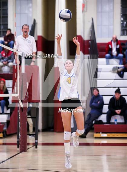 Thumbnail 2 in Ardsley vs. Red Hook (NYSPHSAA Class B Regional Semifinal) photogallery.