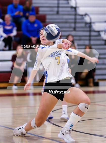 Thumbnail 3 in Ardsley vs. Red Hook (NYSPHSAA Class B Regional Semifinal) photogallery.