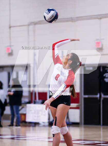 Thumbnail 2 in Ardsley vs. Red Hook (NYSPHSAA Class B Regional Semifinal) photogallery.