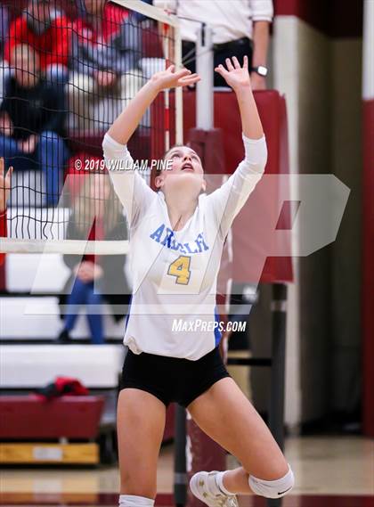 Thumbnail 1 in Ardsley vs. Red Hook (NYSPHSAA Class B Regional Semifinal) photogallery.