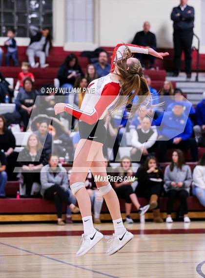 Thumbnail 3 in Ardsley vs. Red Hook (NYSPHSAA Class B Regional Semifinal) photogallery.