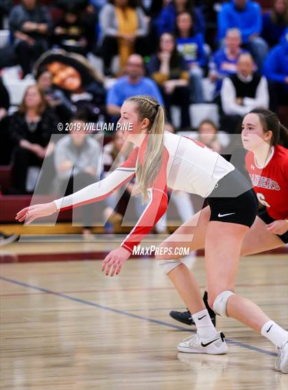 Thumbnail 3 in Ardsley vs. Red Hook (NYSPHSAA Class B Regional Semifinal) photogallery.