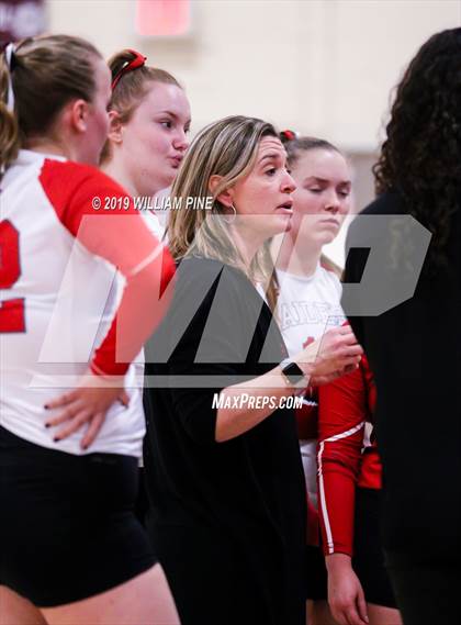 Thumbnail 2 in Ardsley vs. Red Hook (NYSPHSAA Class B Regional Semifinal) photogallery.