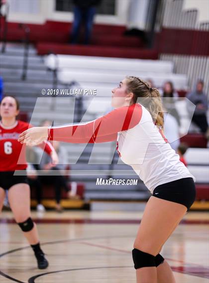 Thumbnail 2 in Ardsley vs. Red Hook (NYSPHSAA Class B Regional Semifinal) photogallery.