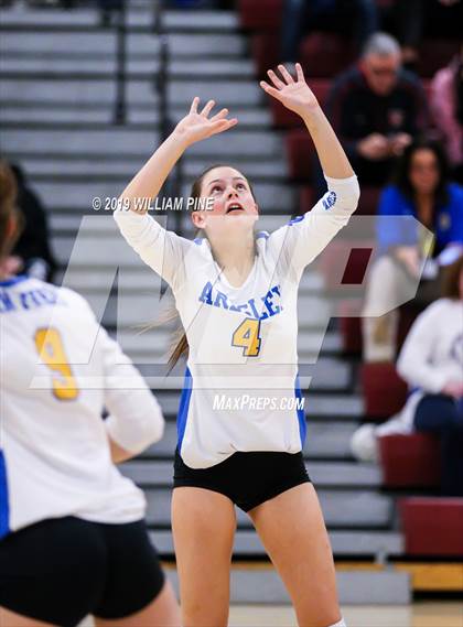 Thumbnail 3 in Ardsley vs. Red Hook (NYSPHSAA Class B Regional Semifinal) photogallery.