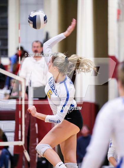 Thumbnail 1 in Ardsley vs. Red Hook (NYSPHSAA Class B Regional Semifinal) photogallery.