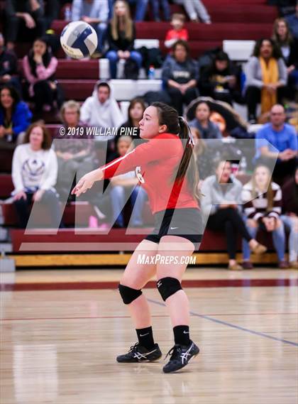 Thumbnail 3 in Ardsley vs. Red Hook (NYSPHSAA Class B Regional Semifinal) photogallery.