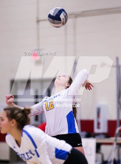 Thumbnail 3 in Ardsley vs. Red Hook (NYSPHSAA Class B Regional Semifinal) photogallery.