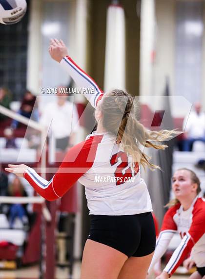 Thumbnail 2 in Ardsley vs. Red Hook (NYSPHSAA Class B Regional Semifinal) photogallery.