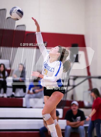 Thumbnail 3 in Ardsley vs. Red Hook (NYSPHSAA Class B Regional Semifinal) photogallery.