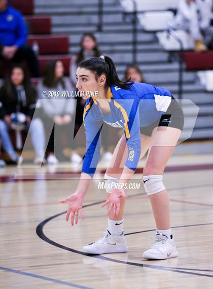 Thumbnail 2 in Ardsley vs. Red Hook (NYSPHSAA Class B Regional Semifinal) photogallery.