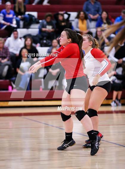 Thumbnail 2 in Ardsley vs. Red Hook (NYSPHSAA Class B Regional Semifinal) photogallery.
