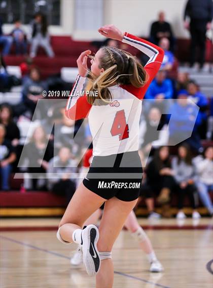 Thumbnail 3 in Ardsley vs. Red Hook (NYSPHSAA Class B Regional Semifinal) photogallery.
