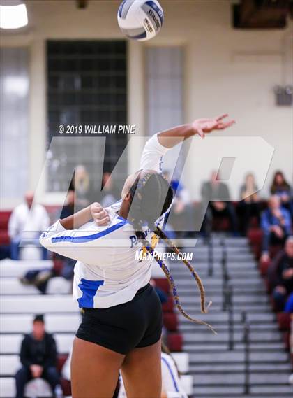 Thumbnail 3 in Ardsley vs. Red Hook (NYSPHSAA Class B Regional Semifinal) photogallery.