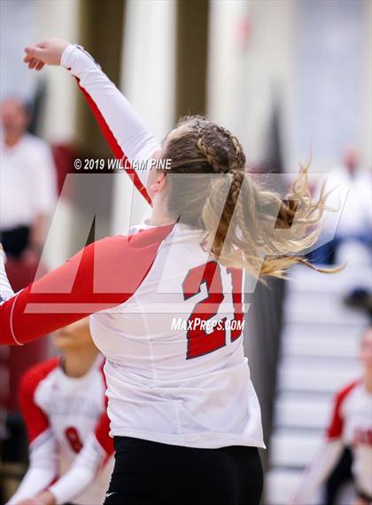 Thumbnail 1 in Ardsley vs. Red Hook (NYSPHSAA Class B Regional Semifinal) photogallery.