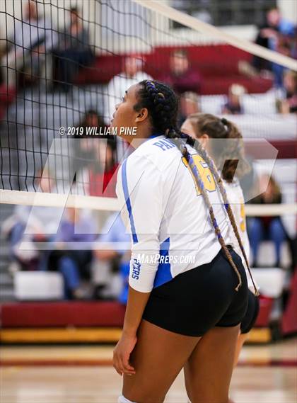 Thumbnail 1 in Ardsley vs. Red Hook (NYSPHSAA Class B Regional Semifinal) photogallery.