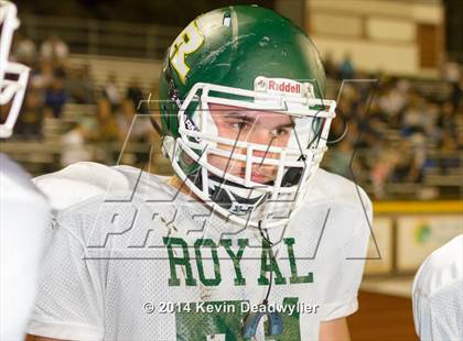 Thumbnail 2 in Royal @ Simi Valley photogallery.