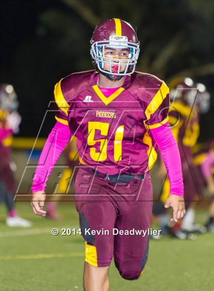 Thumbnail 2 in Royal @ Simi Valley photogallery.