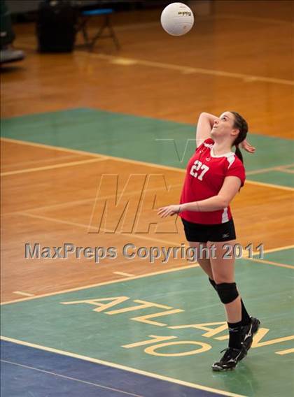 Thumbnail 2 in Ponaganset vs. Coventry (RIIL D1 Final) photogallery.