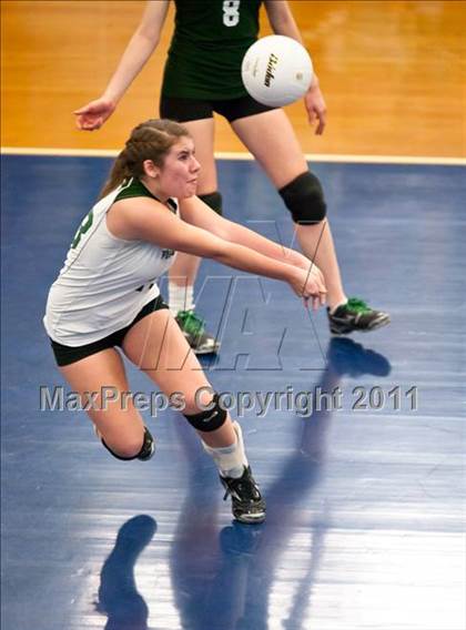Thumbnail 1 in Ponaganset vs. Coventry (RIIL D1 Final) photogallery.