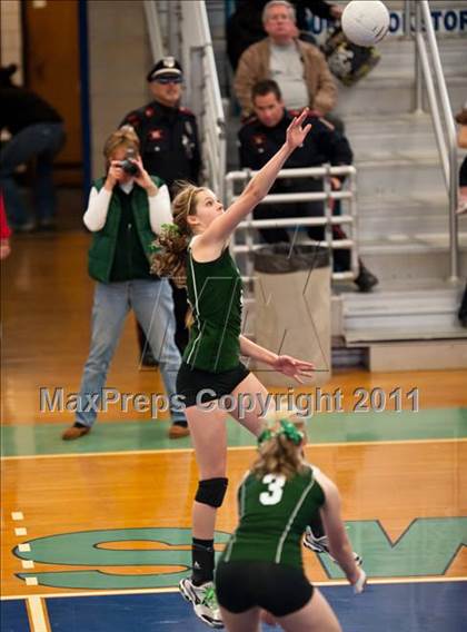 Thumbnail 3 in Ponaganset vs. Coventry (RIIL D1 Final) photogallery.