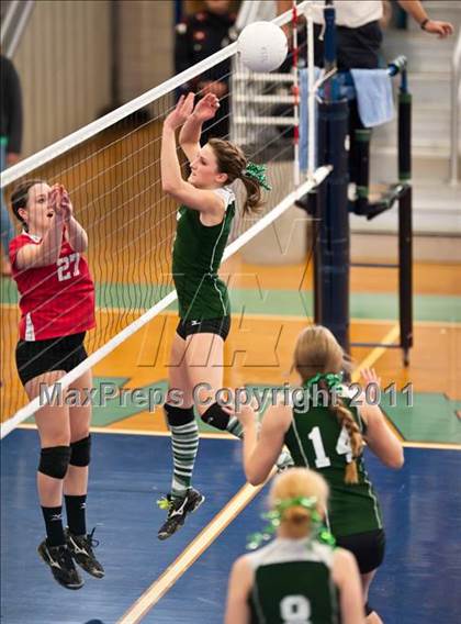Thumbnail 2 in Ponaganset vs. Coventry (RIIL D1 Final) photogallery.